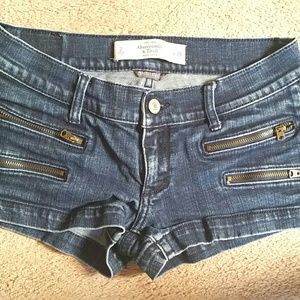 Abercrombie & Fitch Perfect Strecth Shorts W26
